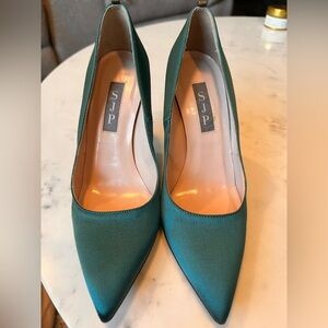 Sarah Jessica Parker (SJP) turquoise satin heels - size 35 - Lightly worn.